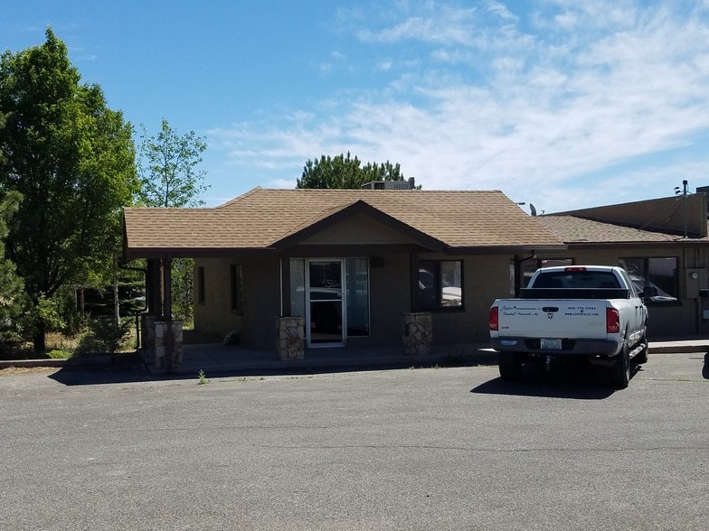3885 E Industrial Dr, Flagstaff, AZ for lease - Primary Photo - Image 1 of 3
