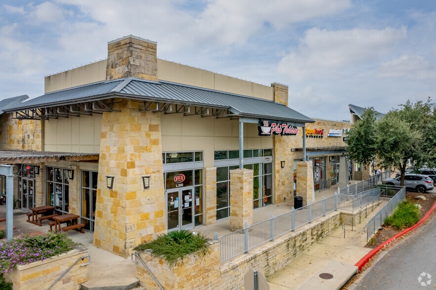 900 Interstate 35, Austin, TX for lease - Building Photo - Image 3 of 13