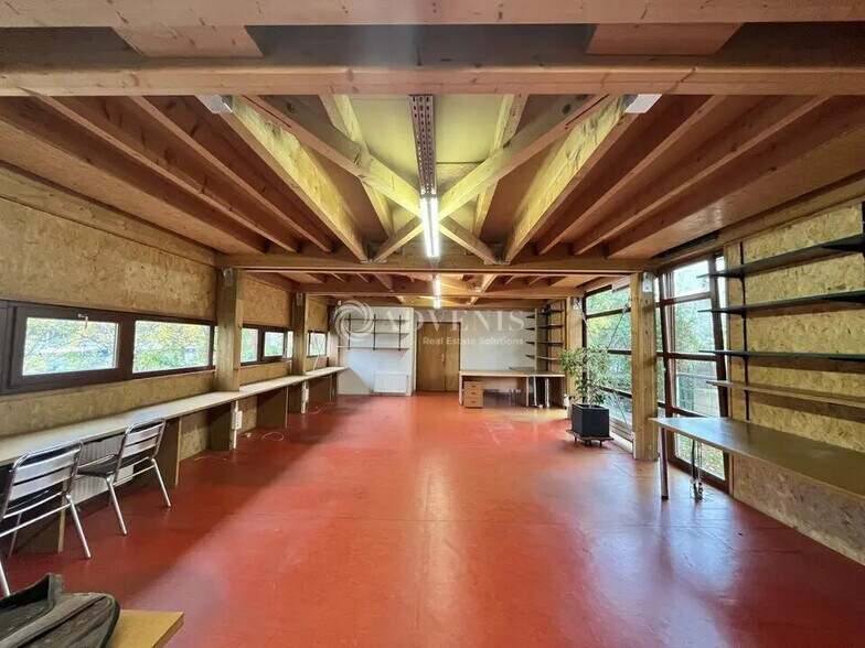 Office in Issy-les-Moulineaux for lease - Building Photo - Image 3 of 8