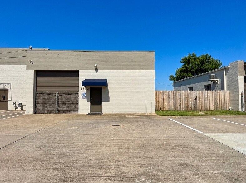 4732 Iberia Ave, Dallas, TX à louer - Photo du bâtiment - Image 2 de 2