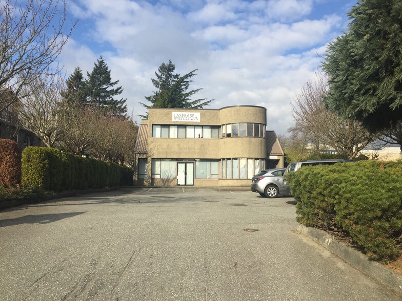 1585 MacGowan Ave, North Vancouver, BC for sale - Building Photo - Image 1 of 1