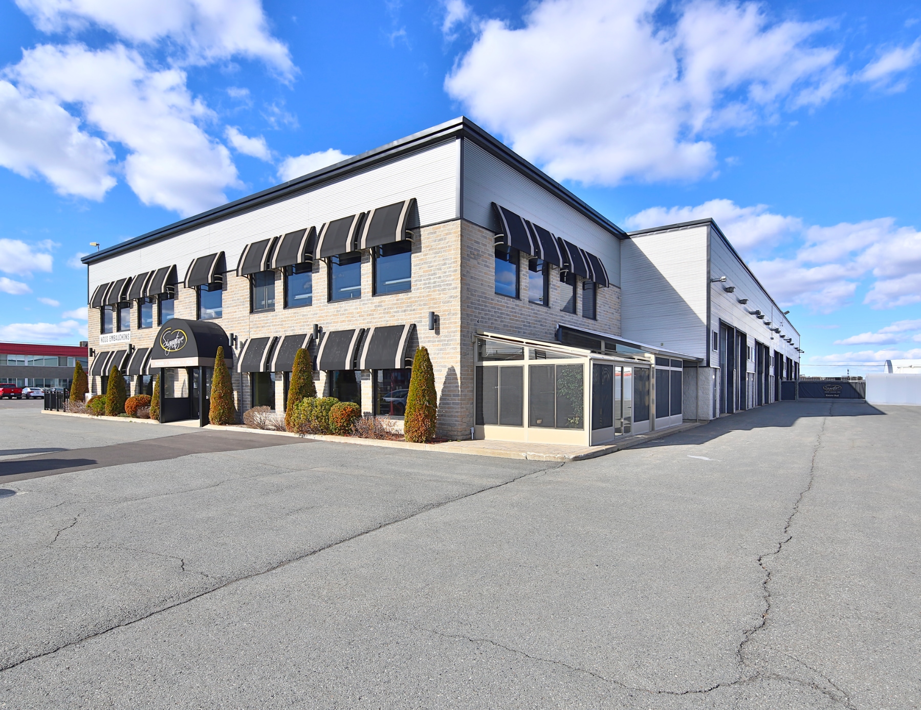 1015 Boul Lionel-Boulet, Varennes, QC for lease Primary Photo- Image 1 of 6
