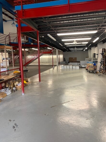 3017 Edenborn Ave, Metairie, LA for sale - Building Photo - Image 2 of 17