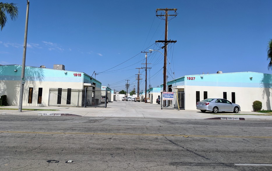 1915-1927 Santa Anita Ave, South El Monte, CA for sale - Primary Photo - Image 1 of 1