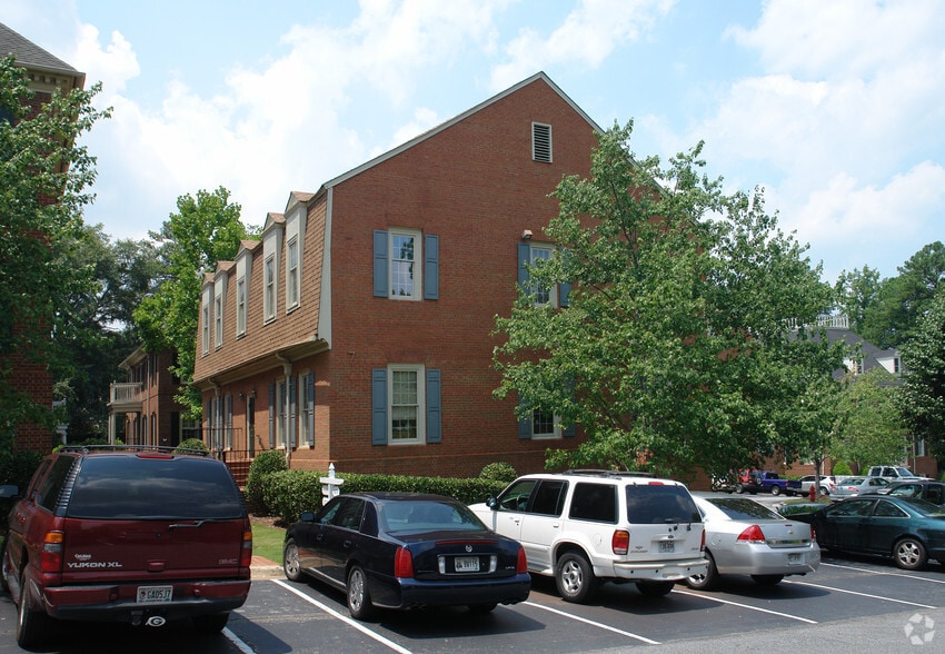 750 Hammond Dr NE, Atlanta, GA for sale - Building Photo - Image 3 of 3