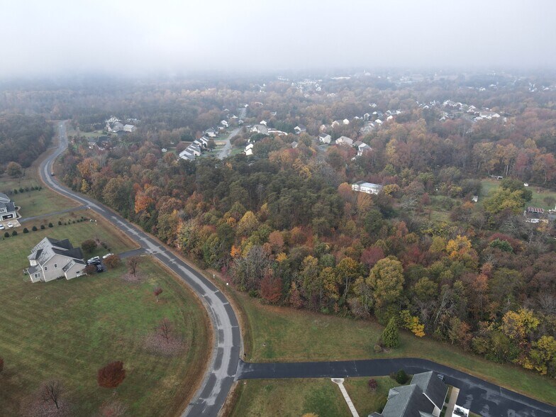 0 Sonny Ln, Fredericksburg, VA à vendre - Photo du bâtiment - Image 1 de 4