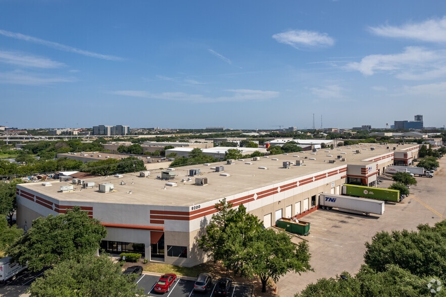 9200 Waterford Centre Blvd, Austin, TX à louer - Photo du bâtiment - Image 3 de 12