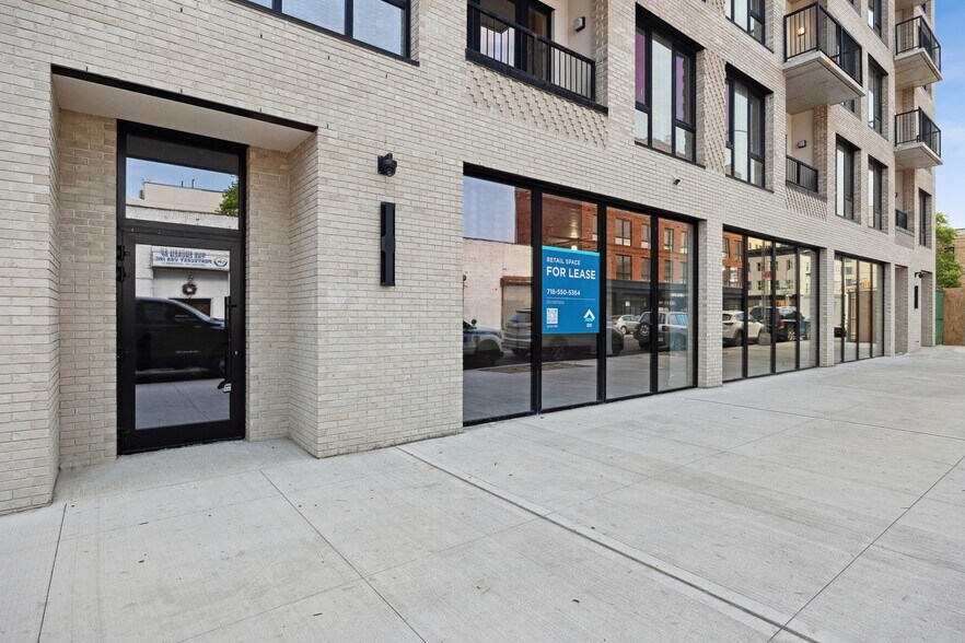 2605 Snyder ave, Brooklyn, NY à louer - Photo du bâtiment - Image 1 de 15