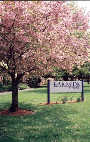 607 North Ave, Wakefield, MA for lease - Building Photo - Image 1 of 19