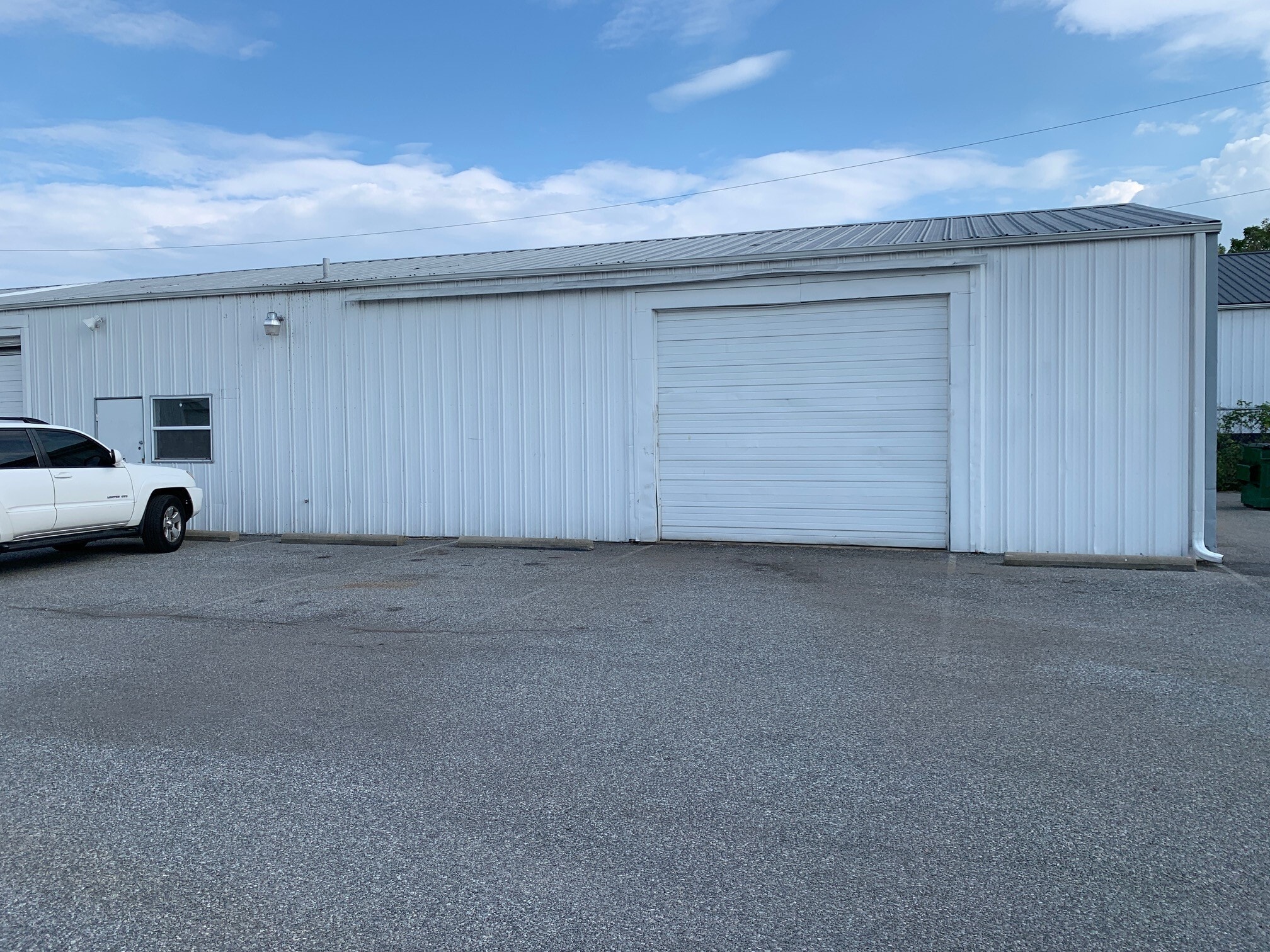 570 Copper Dr, Newport, DE for lease Primary Photo- Image 1 of 7