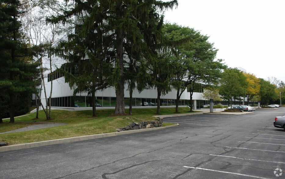 411 Theodore Fremd Ave, Rye, NY à louer - Photo du bâtiment - Image 3 de 6