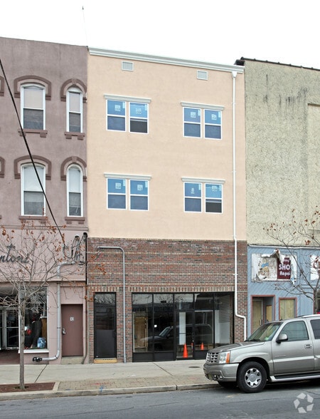 16 E Washington Ave, Washington, NJ for lease - Building Photo - Image 3 of 5