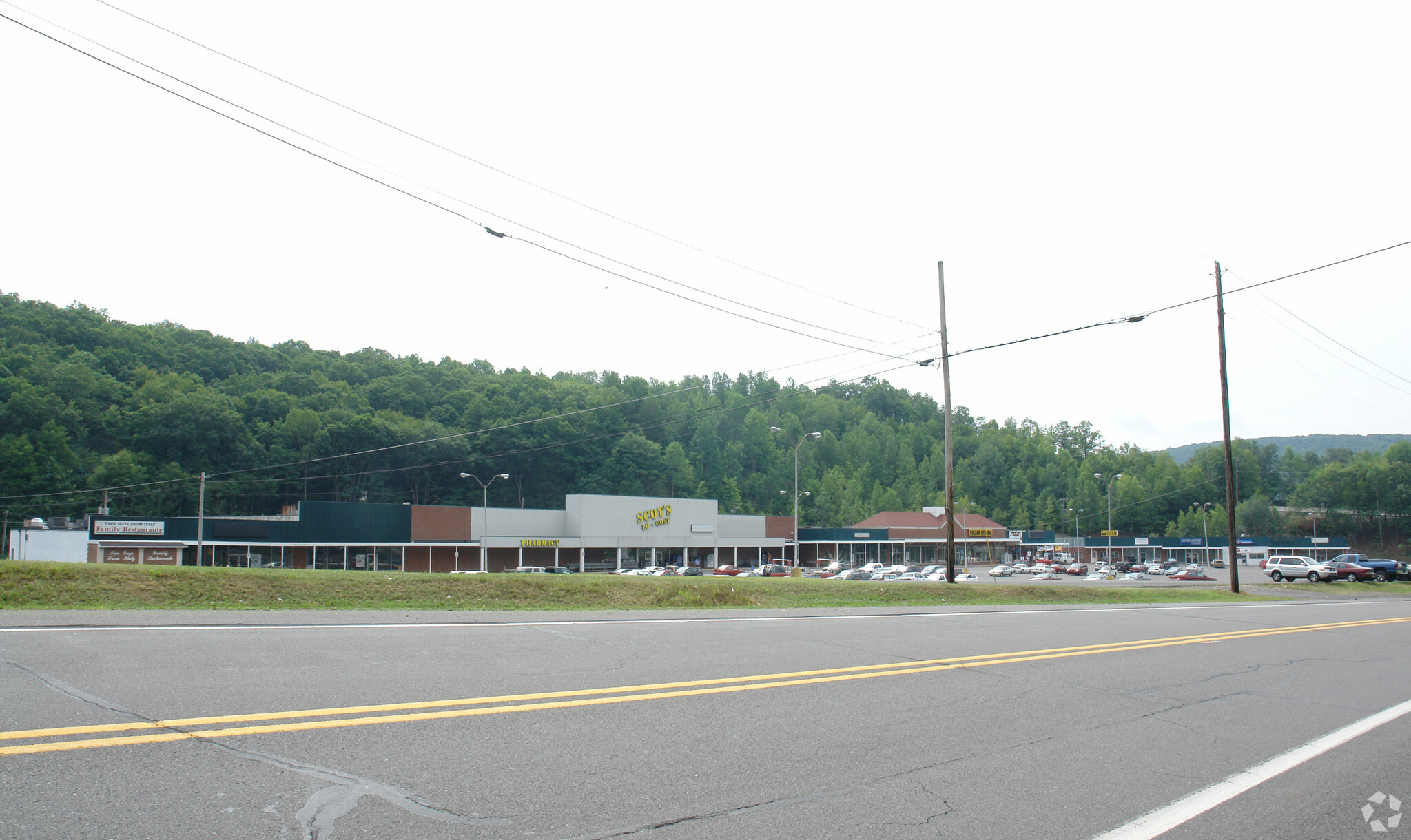 20 Anthra Plaza Ctr, Ranshaw, PA for lease Primary Photo- Image 1 of 2