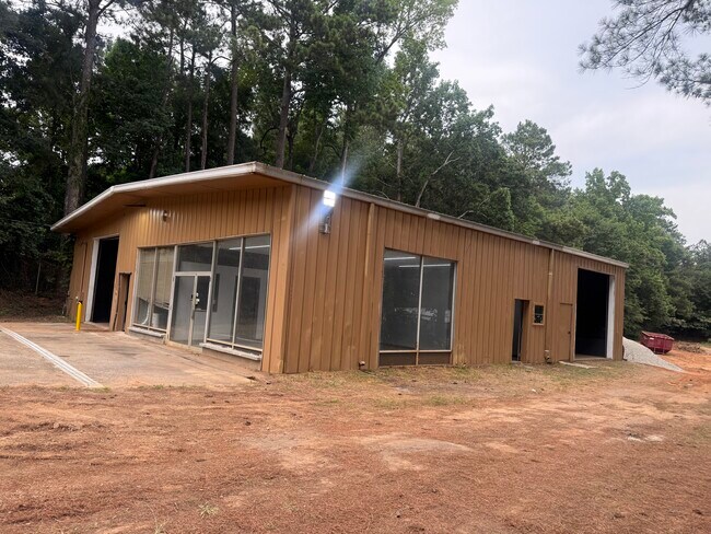 More details for 1350 Commerce Dr, Stockbridge, GA - Industrial for Lease