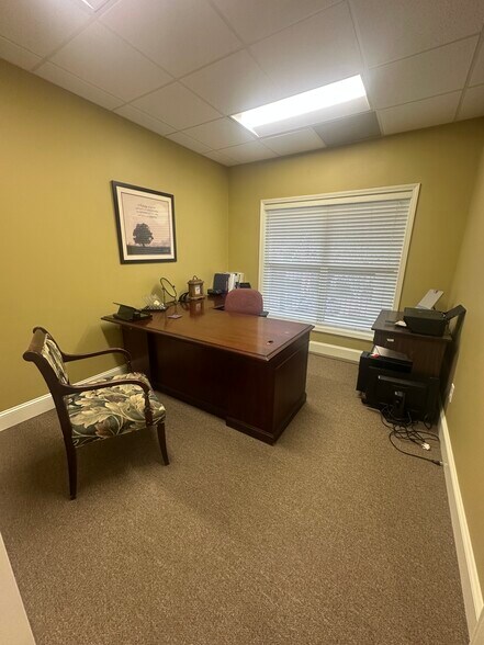 267 W Wieuca Rd NE, Atlanta, GA à vendre - Photo du bâtiment - Image 2 de 7