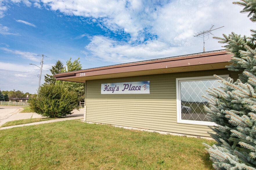 308 Dale Dr, Montfort, WI for lease - Building Photo - Image 3 of 26