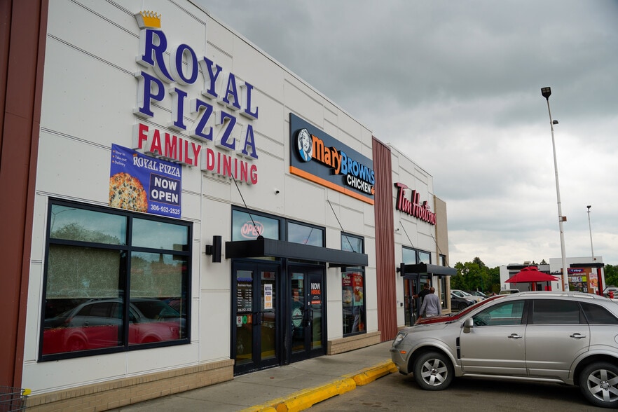 2325 Preston Ave S, Saskatoon, SK for lease - Building Photo - Image 3 of 7