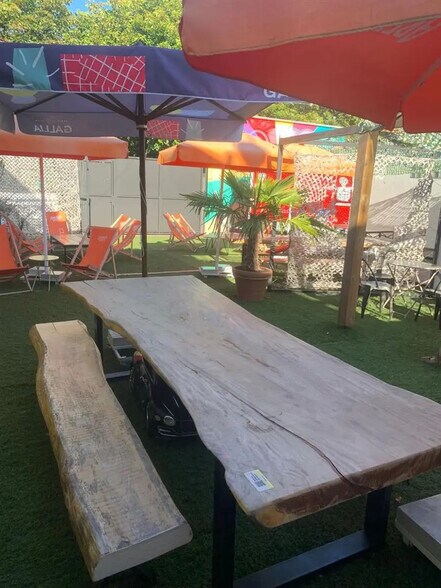 Commerce de détail dans Saint-Maur-des-Fossés à louer - Photo du bâtiment - Image 3 de 8