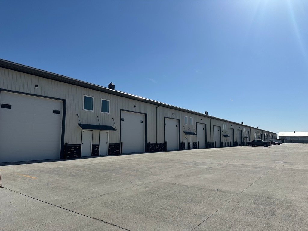9823 Industrial Drive, Horace, ND à vendre Photo principale- Image 1 de 4