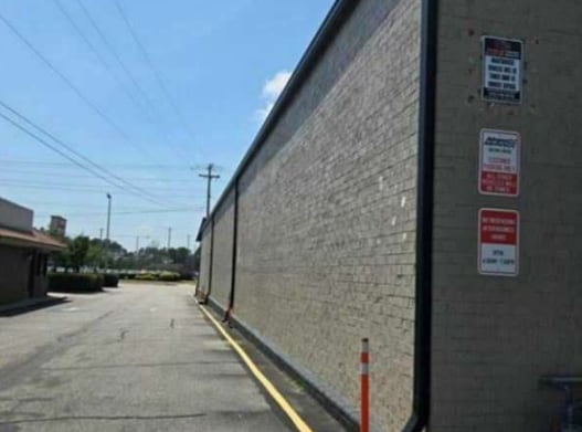 532 N Mcpherson Church Rd, Fayetteville, NC for sale - Building Photo - Image 3 of 9