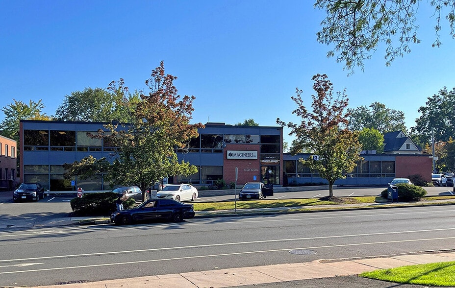 631-635 Farmington Ave, Hartford, CT à vendre - Photo du bâtiment - Image 2 de 29