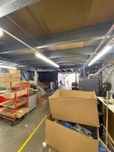 Earlsway, Gateshead for lease Interior Photo- Image 2 of 6