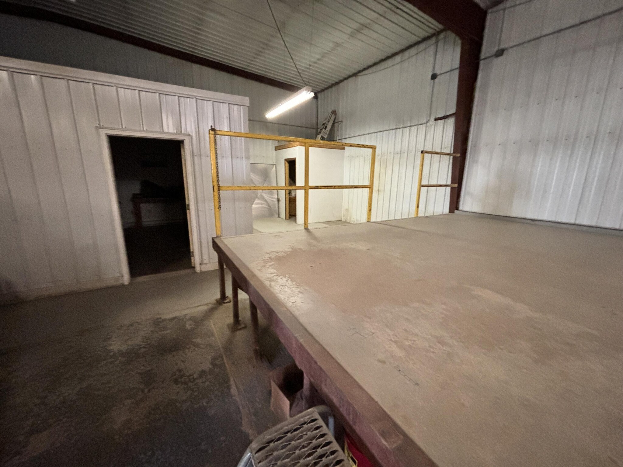 715 Commerce St, Aberdeen, SD for lease Interior Photo- Image 1 of 1