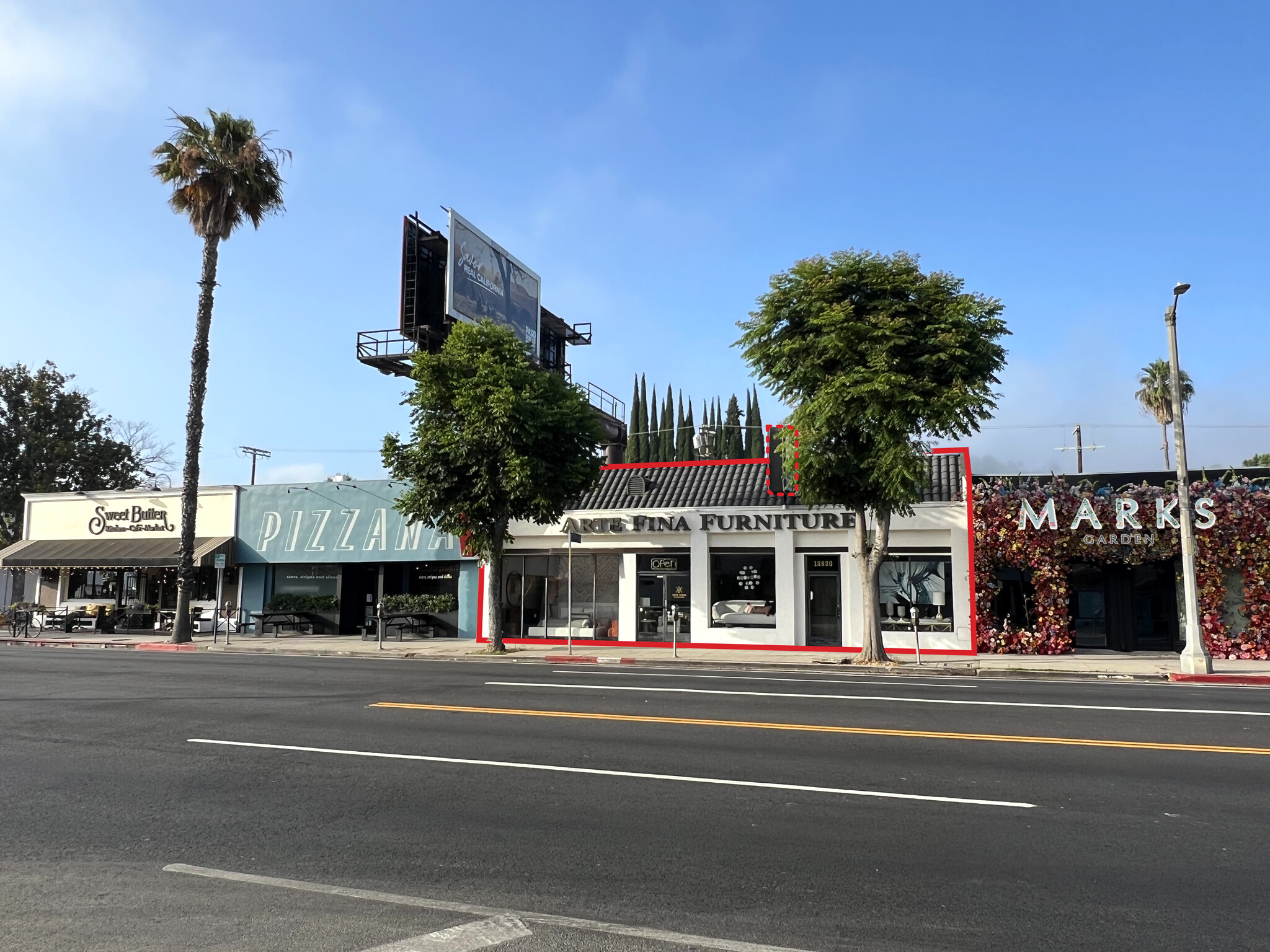 13830 Ventura Blvd, Sherman Oaks, CA à louer Photo du b timent- Image 1 de 3