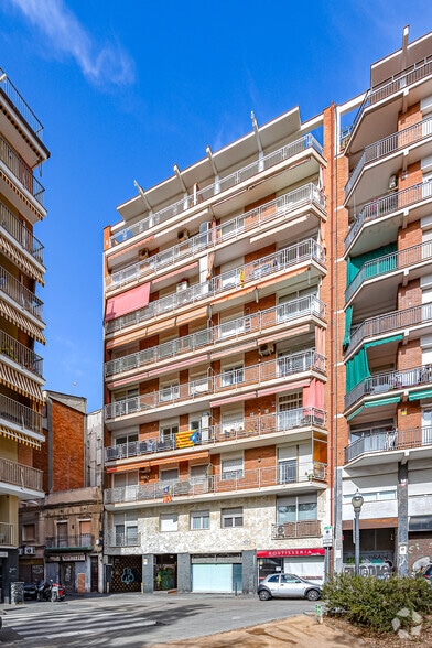 Carrer de Violant d'Hongria Reina d'Aragó, 107, Barcelone, Barcelona à louer - Photo principale - Image 1 de 1