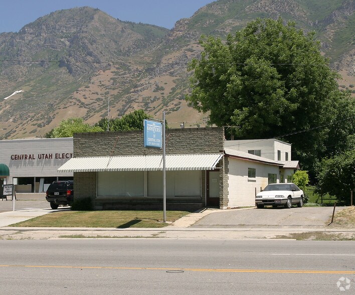 737 S State St, Provo, UT à vendre - Photo du bâtiment - Image 2 de 2