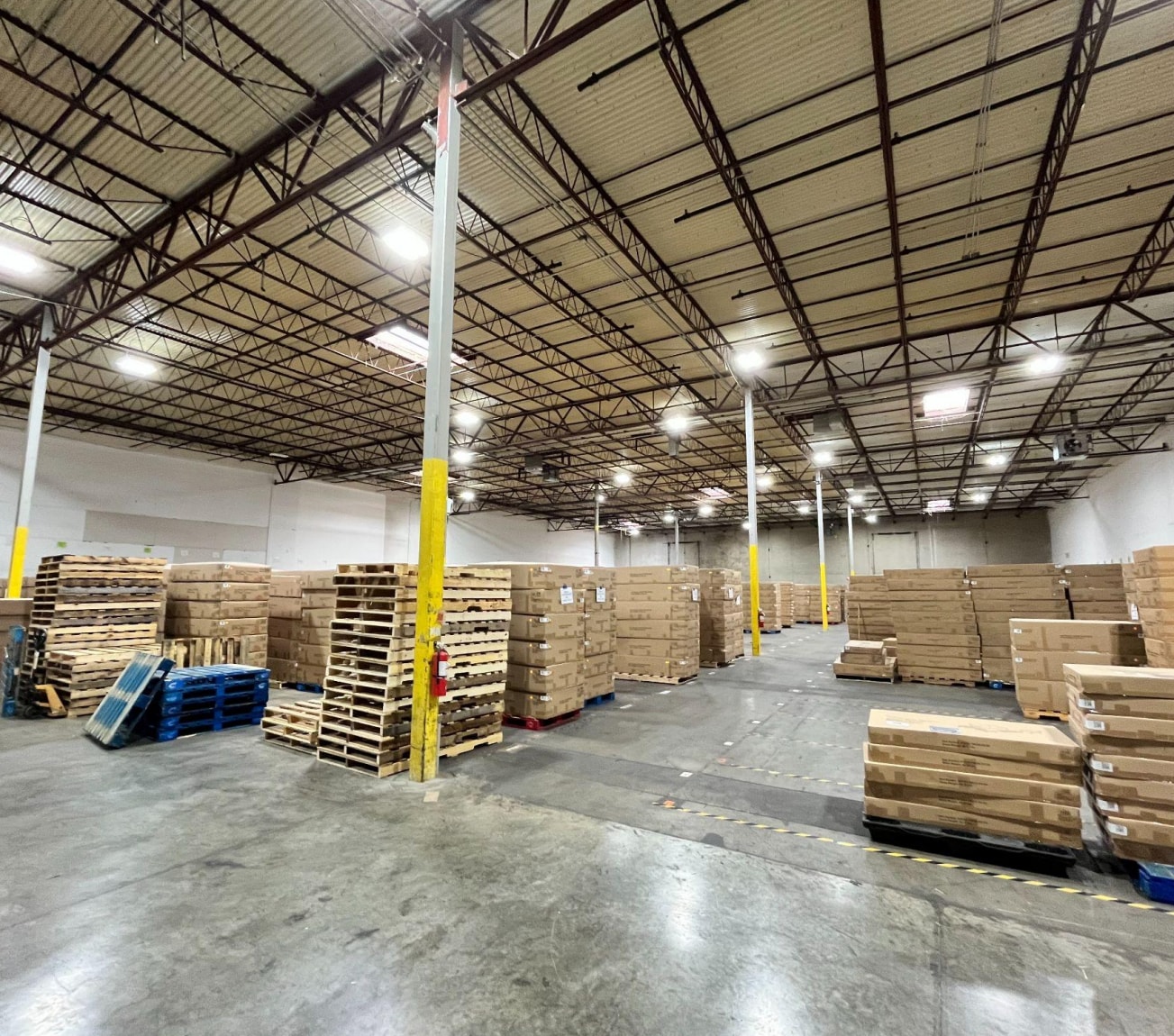 1701 Vantage Dr, Carrollton, TX for lease Interior Photo- Image 1 of 5