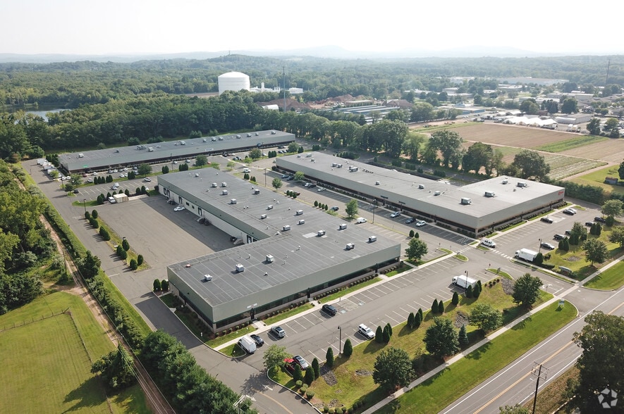 712 Brook St, Rocky Hill, CT for lease - Aerial - Image 2 of 5