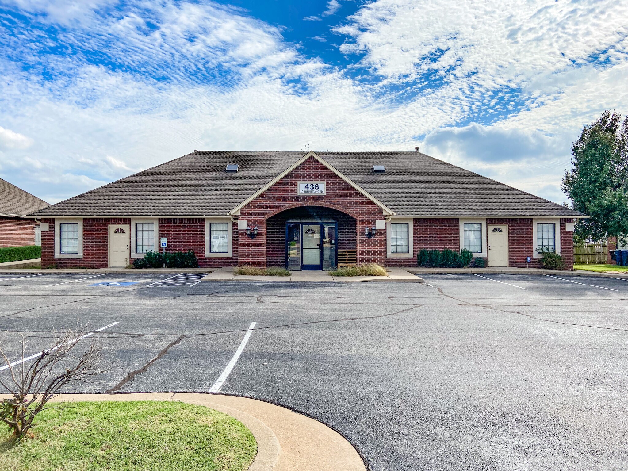 436 S Mustang Rd, Yukon, OK à louer Photo principale- Image 1 de 6