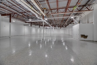 4100-4300 Okeechobee Rd, Fort Pierce, FL for lease Interior Photo- Image 1 of 2