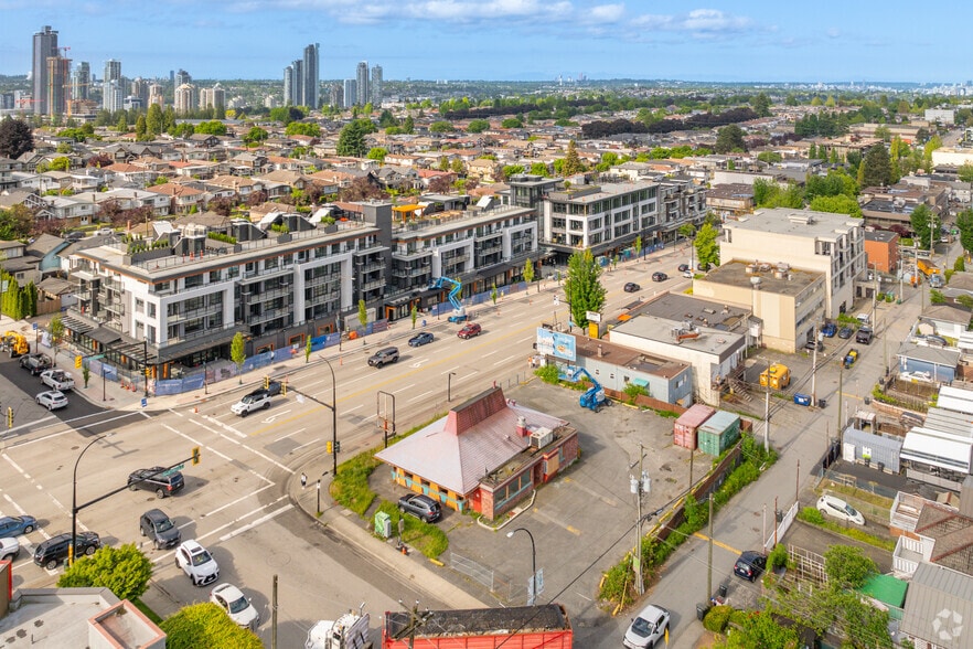 4775 Hastings St, Burnaby, BC for sale - Aerial - Image 2 of 2