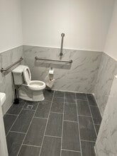 861 Wyckoff Ave, Ridgewood, NY for lease Interior Photo- Image 2 of 3