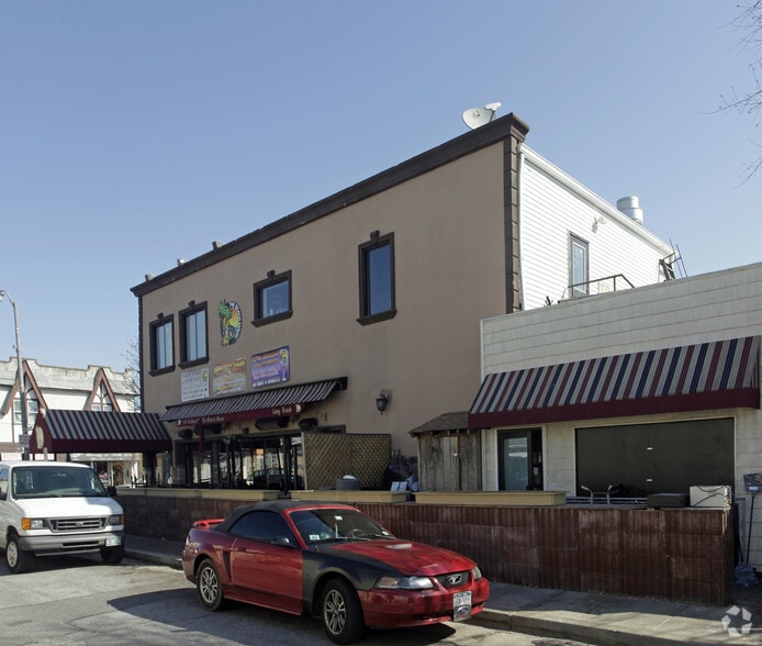 906 W Beech St, Long Beach, NY à vendre - Photo du bâtiment - Image 2 de 2