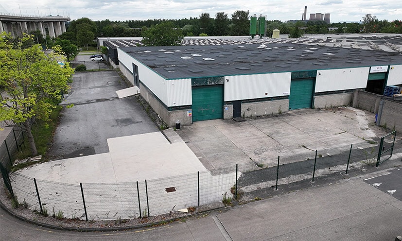 97-100 Chadwick Rd, Runcorn for lease - Building Photo - Image 3 of 4