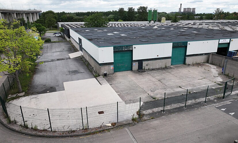 97-100 Chadwick Rd, Runcorn à louer - Photo du bâtiment - Image 3 de 4