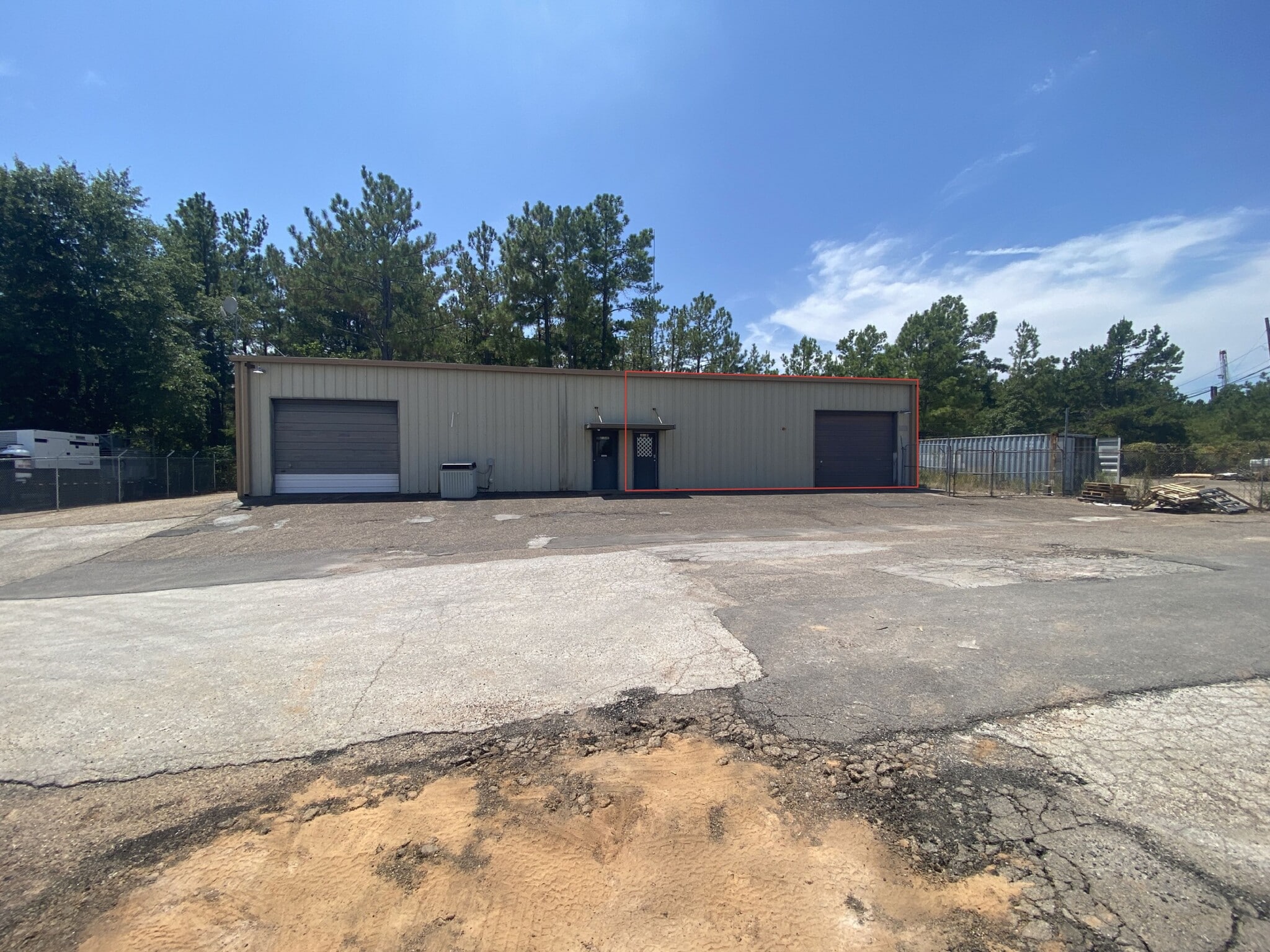 2128 Anthony Dr, Tyler, TX for lease Primary Photo- Image 1 of 6