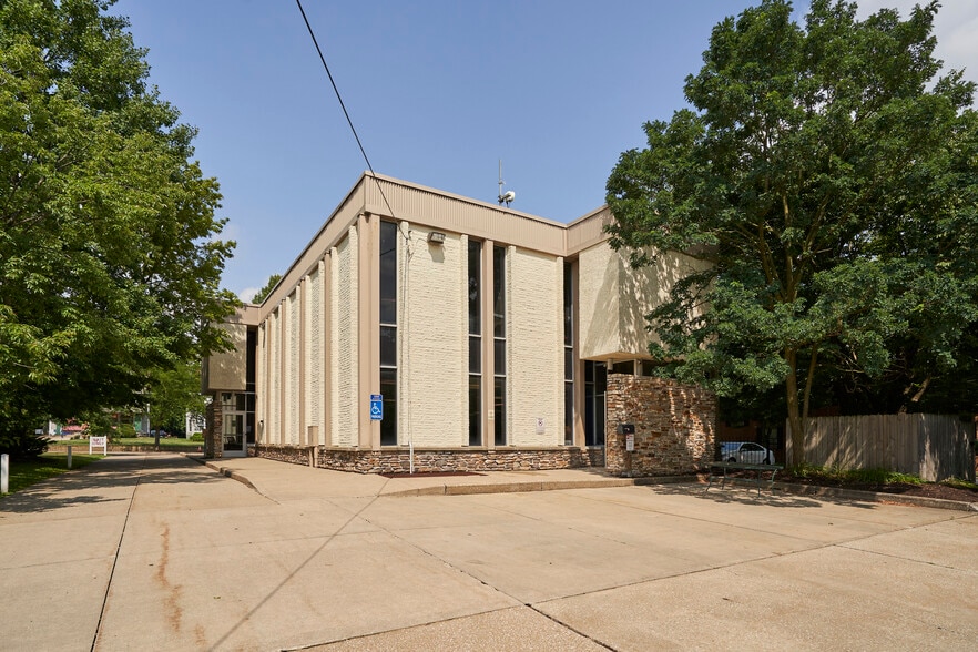 682 W Market St, Akron, OH for sale - Building Photo - Image 3 of 15