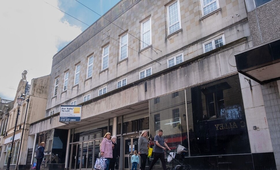 59-63 High St, Airth for lease - Building Photo - Image 2 of 4