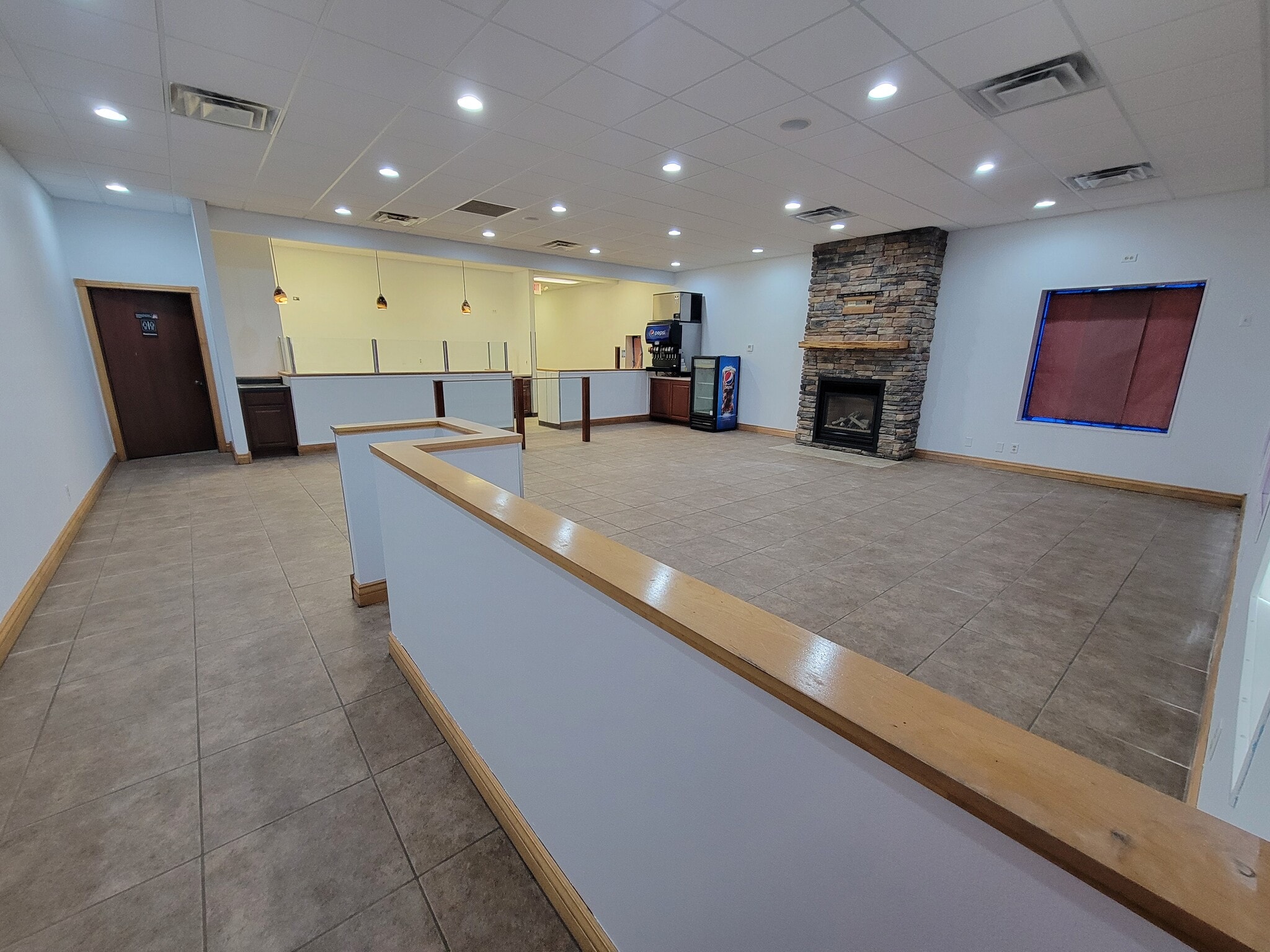 228 Paperjack Dr, New Richmond, WI for lease Interior Photo- Image 1 of 6