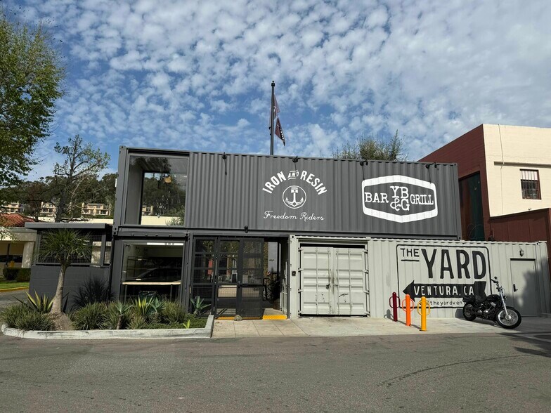324 E Main St, Ventura, CA à louer - Photo du bâtiment - Image 2 de 5