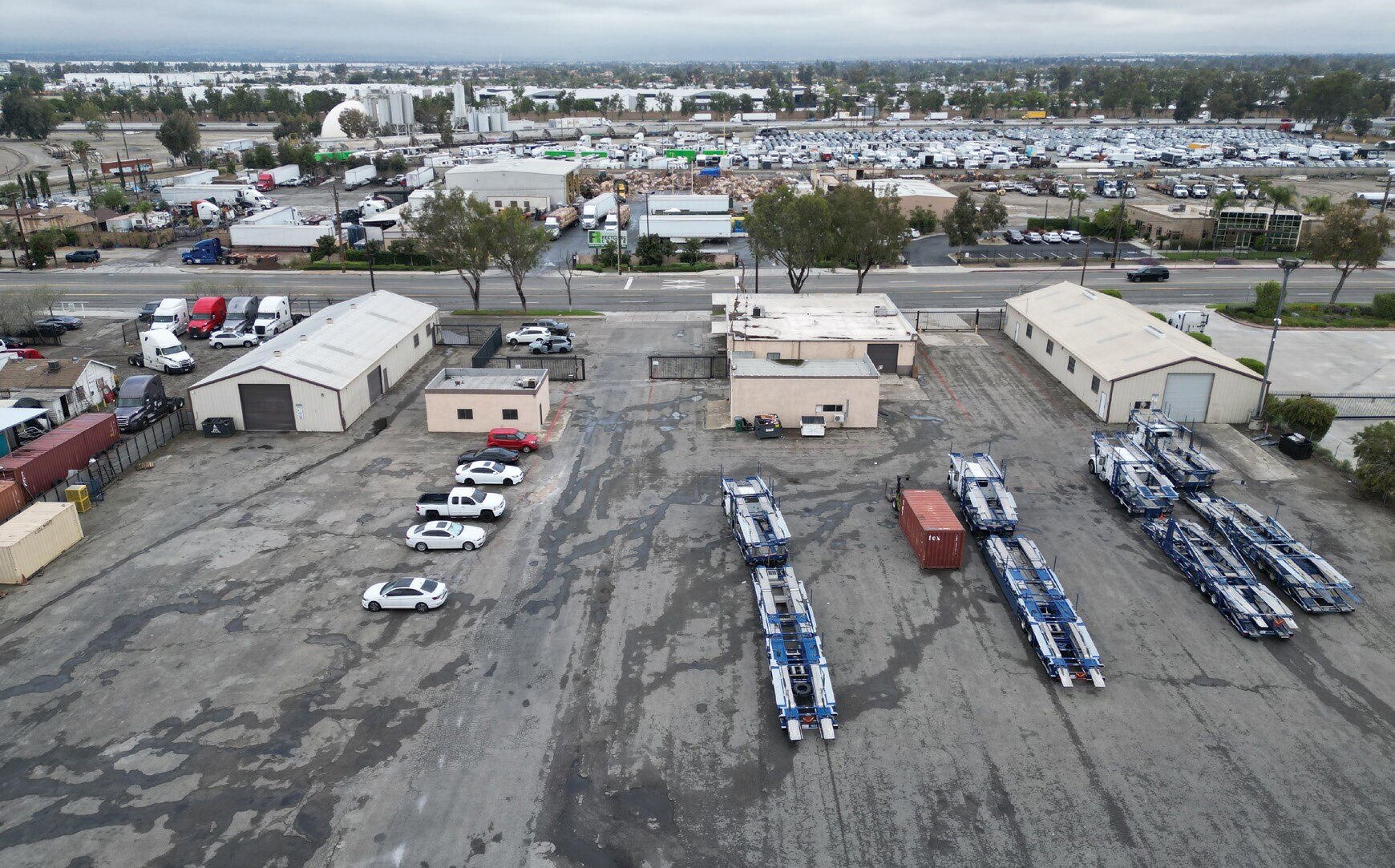 14965 Slover Ave, Fontana, CA à louer Photo du bâtiment- Image 1 de 5