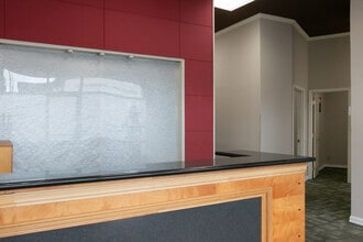 22315 Highway 99, Edmonds, WA for lease Interior Photo- Image 1 of 8