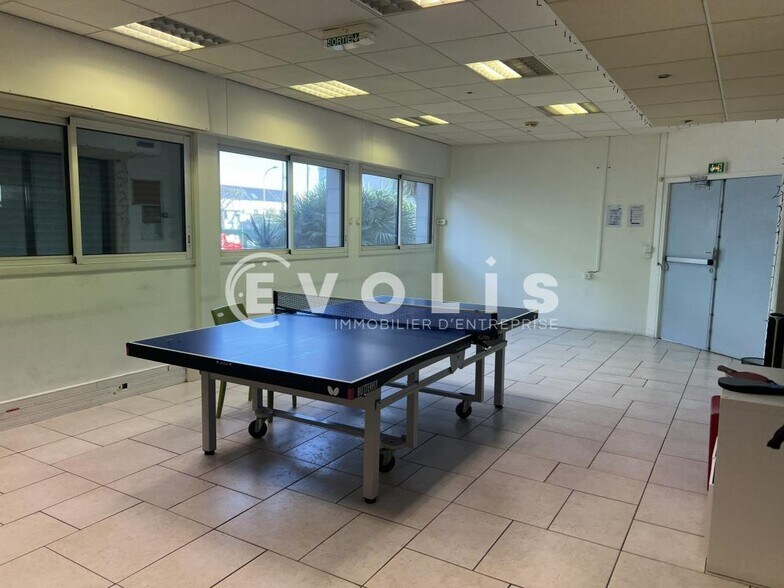 Bureau dans Fontenay-sous-Bois à louer - Photo intérieure - Image 2 de 10