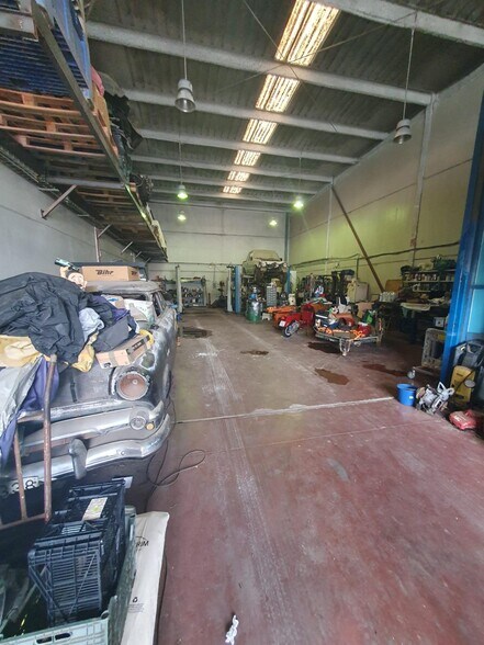 Industriel dans SEVILLA à louer - Photo du bâtiment - Image 2 de 6