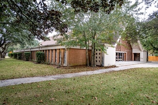 More details for 701 N Pruett St, Baytown, TX - Specialty for Sale