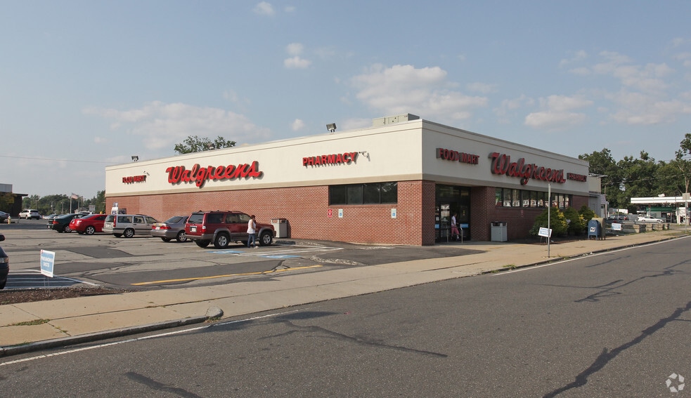 50 Saint James Blvd, Springfield, MA for lease - Primary Photo - Image 1 of 4